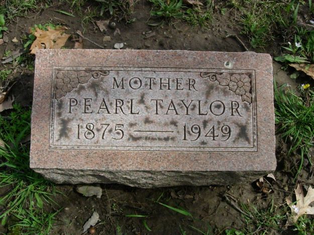 Pearl E Crites Taylor