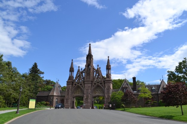 Green-wood Cemetery.jpg